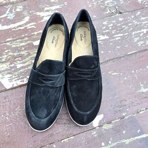 Clarks Black Suede Women's Loafers Sz 7.5